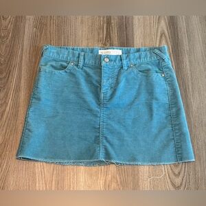Carve Designs Oahu Blue Surf Spray Corduroy Mini Skirt Women’s size 4 Raw Hem